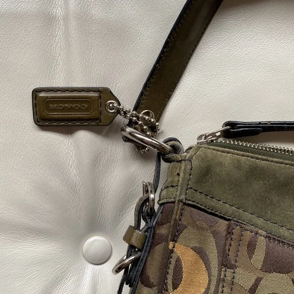 Vintage coach camo purse EUC - Picture 8 of 10